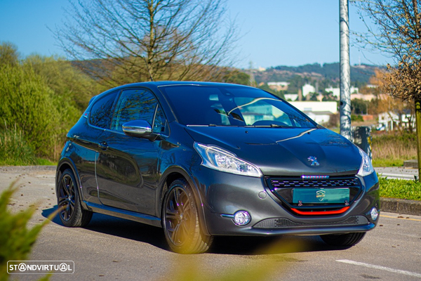 Peugeot 208 1.6 THP GTi