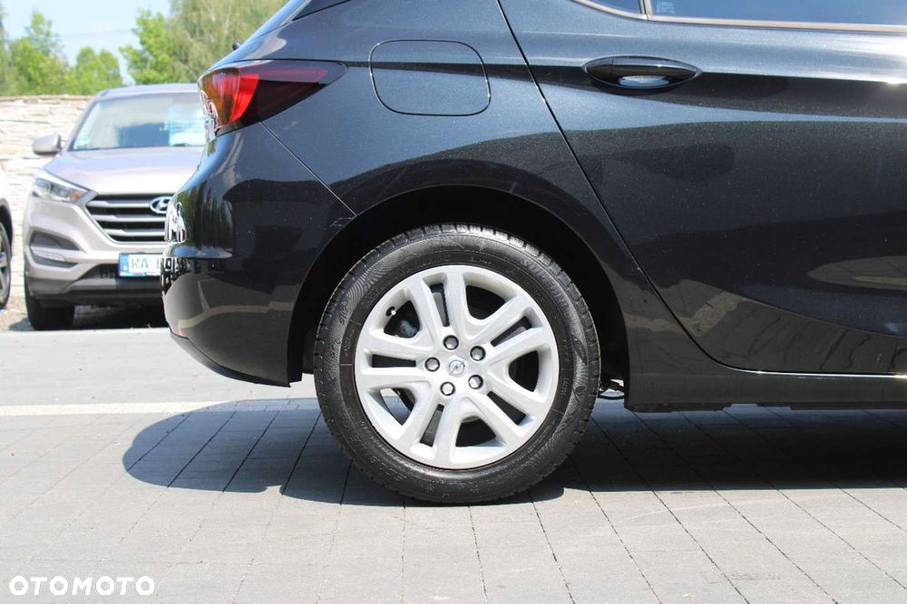 Opel Astra - 16