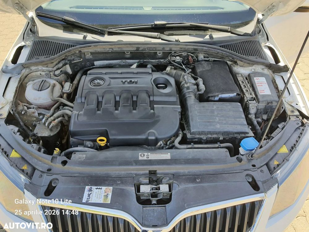 Skoda Octavia 2.0 TDI Style - 12