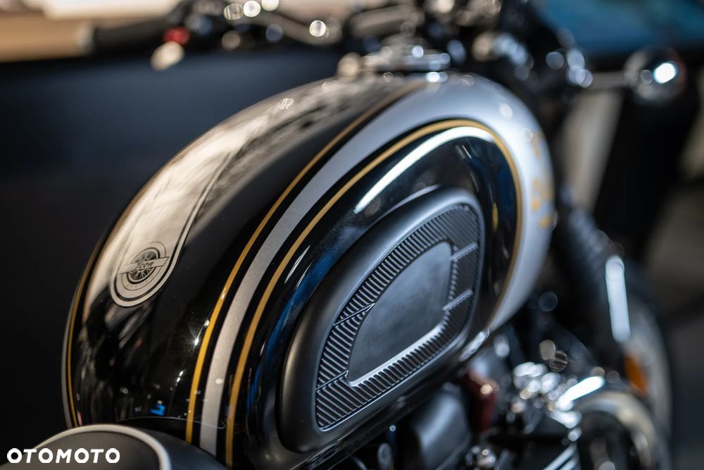 Triumph Bonneville - 29