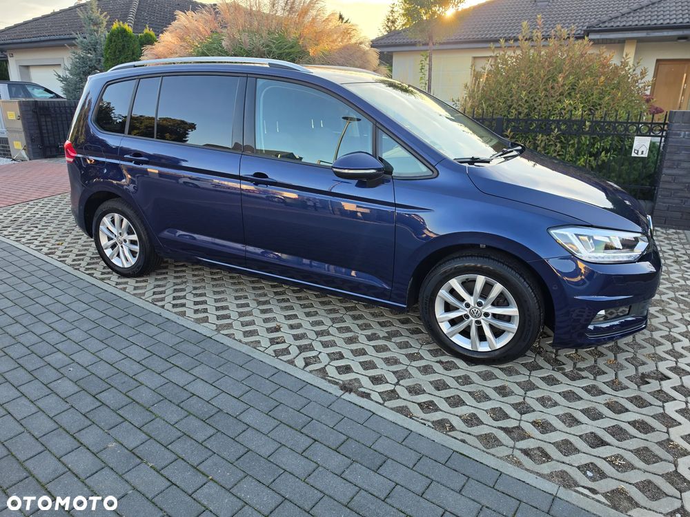 Volkswagen Touran 2.0 TDI BMT Comfortline - 4