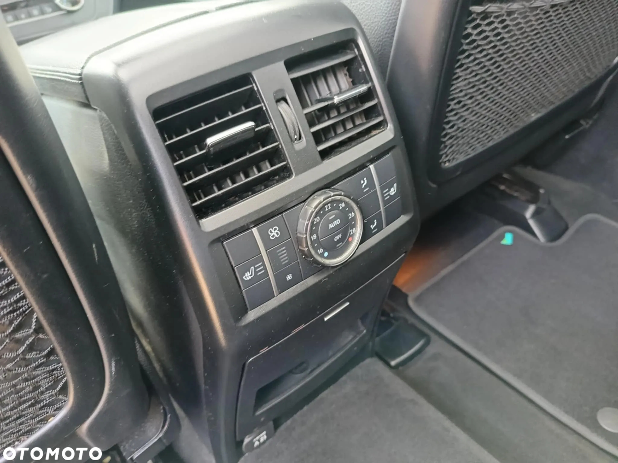 Mercedes-Benz GLE 500 e 4Matic 7G-TRONIC AMG Line - 40
