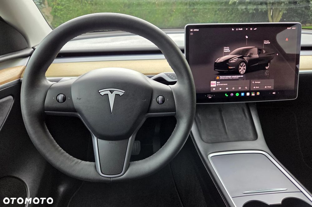 Tesla Model Y Long Range Dual Motor AWD - 34