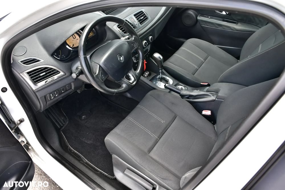 Renault Megane 1.5 dCi Dynamique Aut. - 6