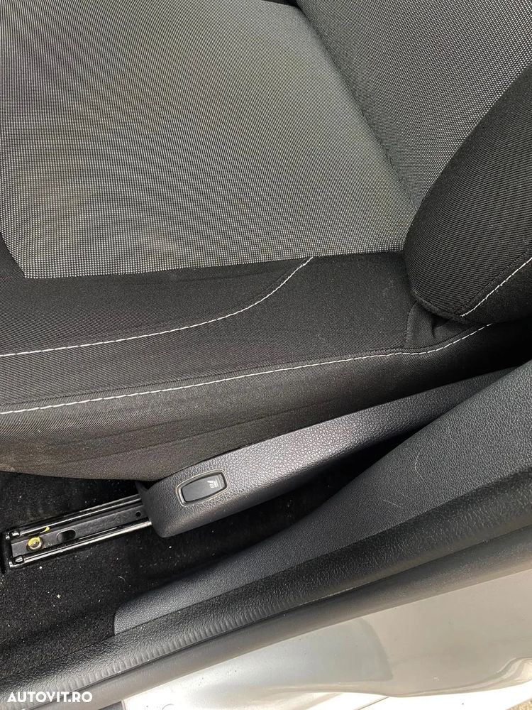 Dacia Duster 1.5 dCi 4x2 Laureate - 12