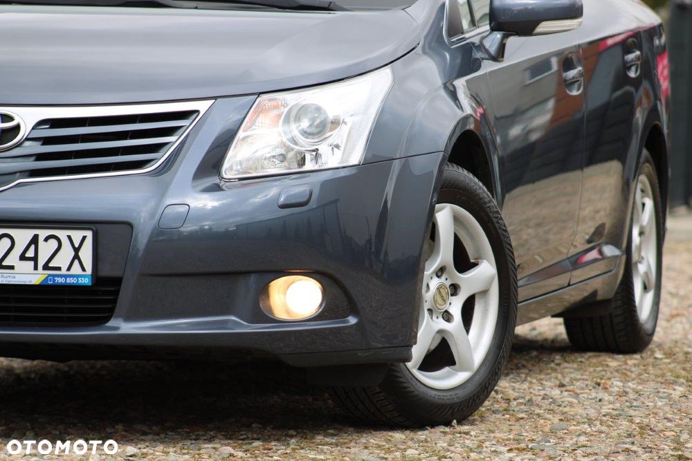 Toyota Avensis 1.6 Business Edition - 31