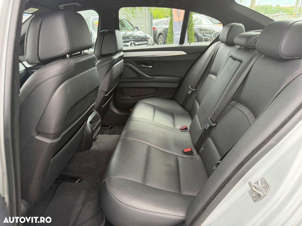 BMW Seria 5 525d xDrive AT - 18