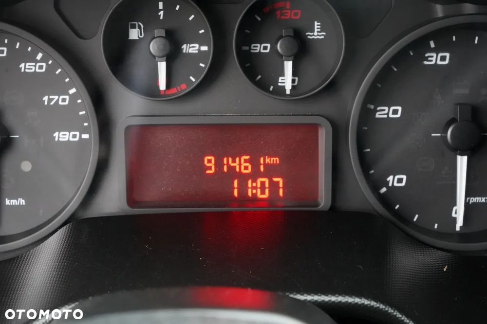 Iveco DAILY 35-140 / WYWROTKA TYLNOZSYPOWA / BLIŹNIAK / MANUAL / SPROWADZONY - 39