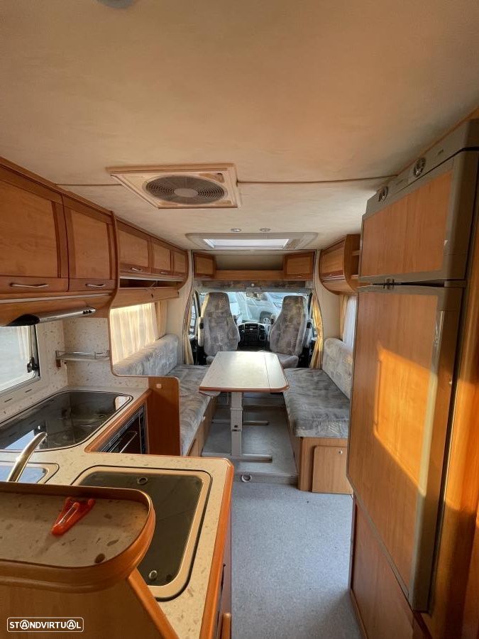 Fleurette Le Grebe Chassis Alko cama francesa - 30