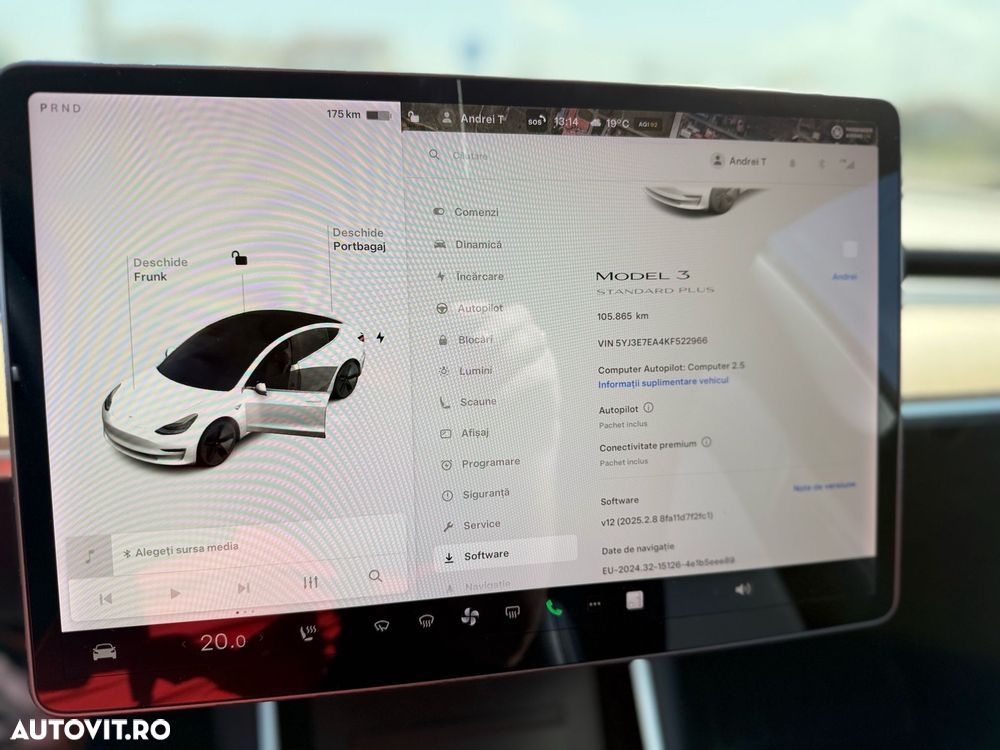 Tesla Model 3 - 7