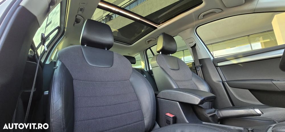 Skoda Octavia 2.0 TDI Green tec DSG Elegance - 4