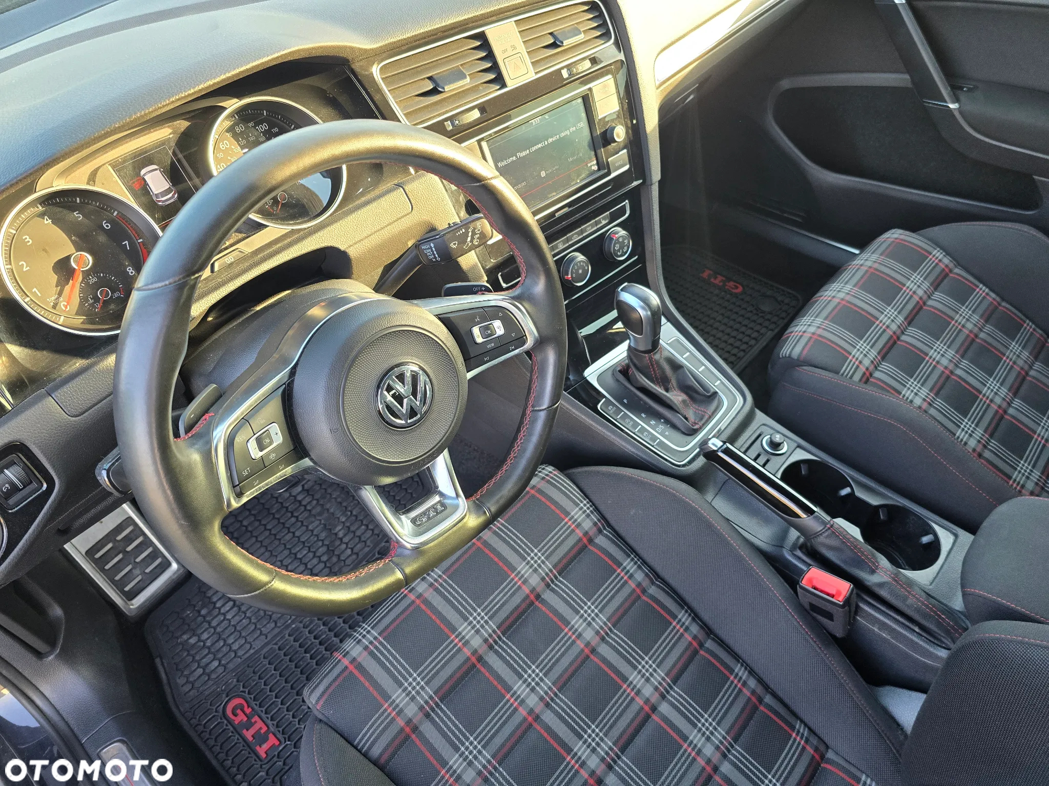 Volkswagen Golf GTI Performance BlueMotion Technology DSG - 7