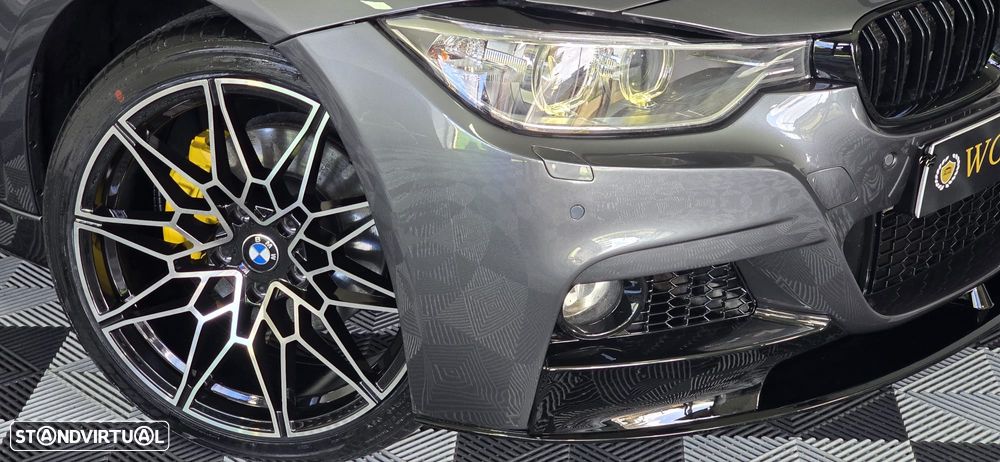 BMW 320 d Auto Pack M - 17