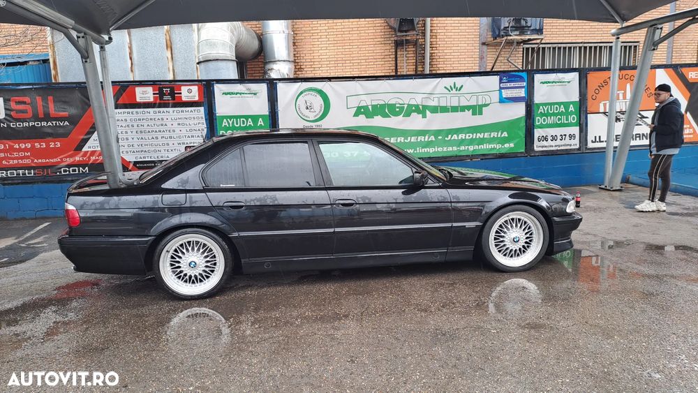 BMW Seria 7 - 4