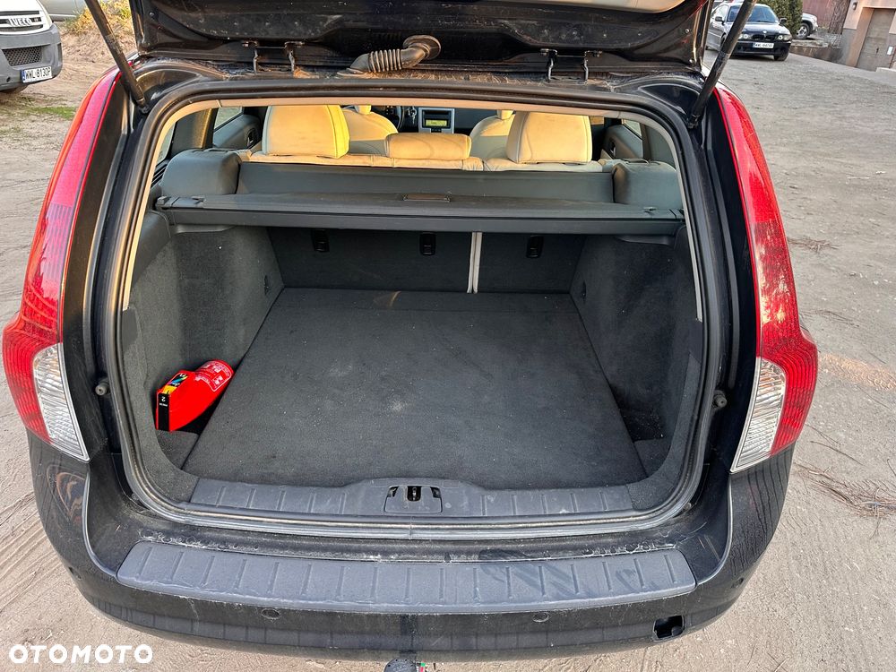 Volvo V50 DPF DRIVe Summum - 14