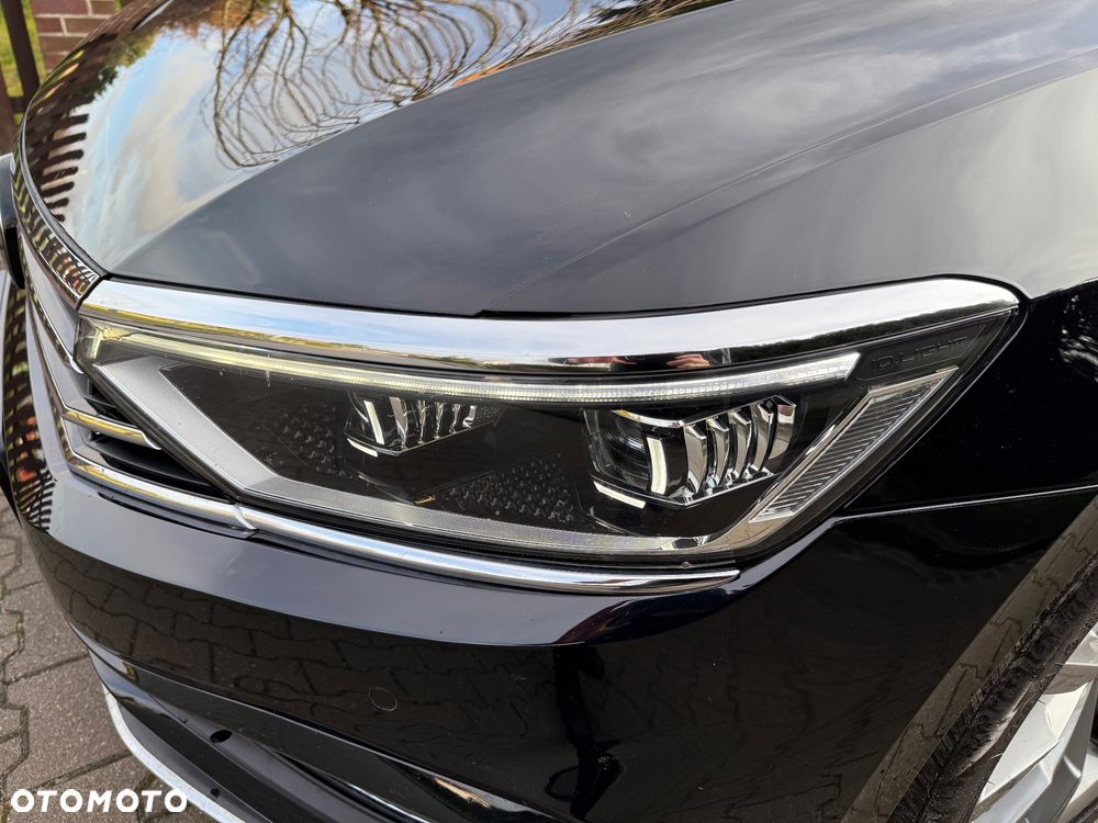 Volkswagen Passat 2.0 TDI 4Mot Elegance DSG - 28