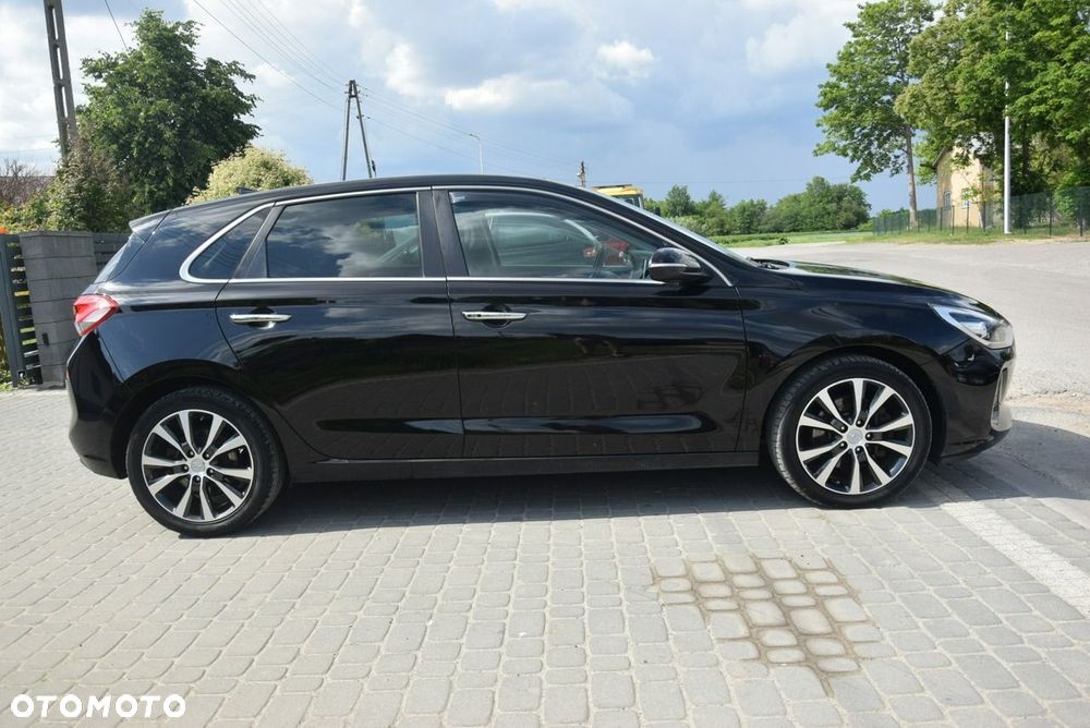 Hyundai i30 1.6 D Premium - 8