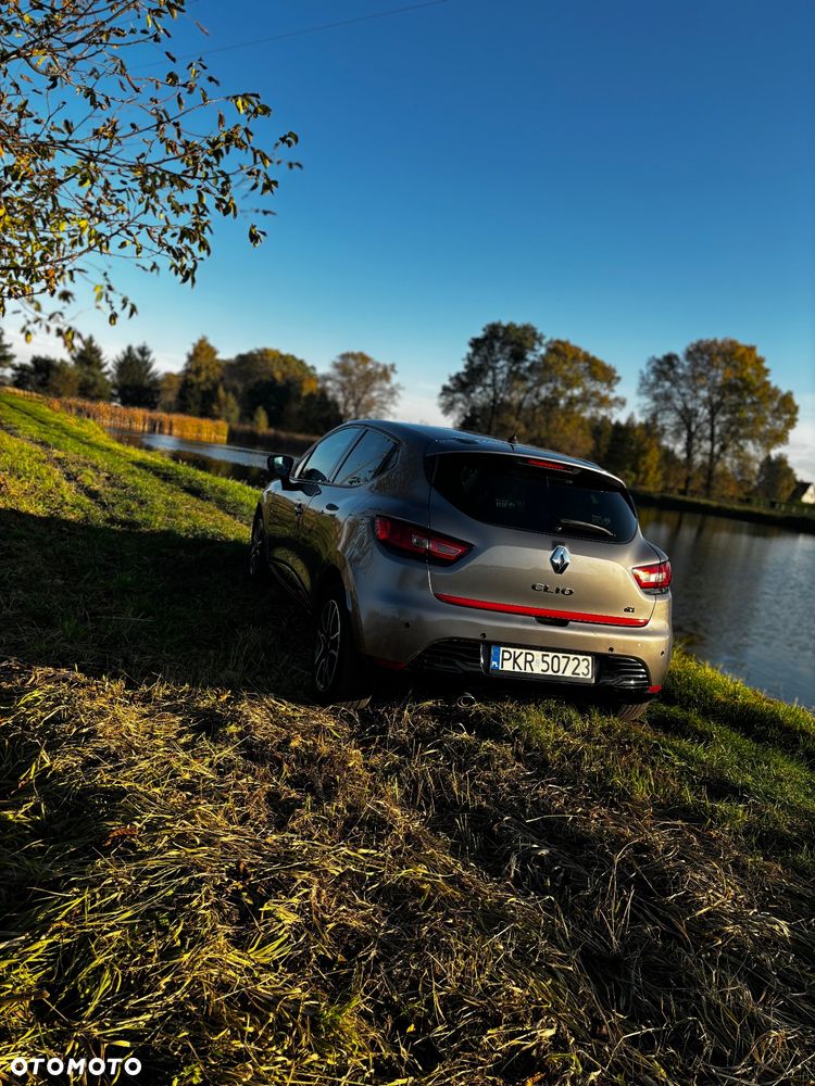 Renault Clio 1.5 dCi Life - 8