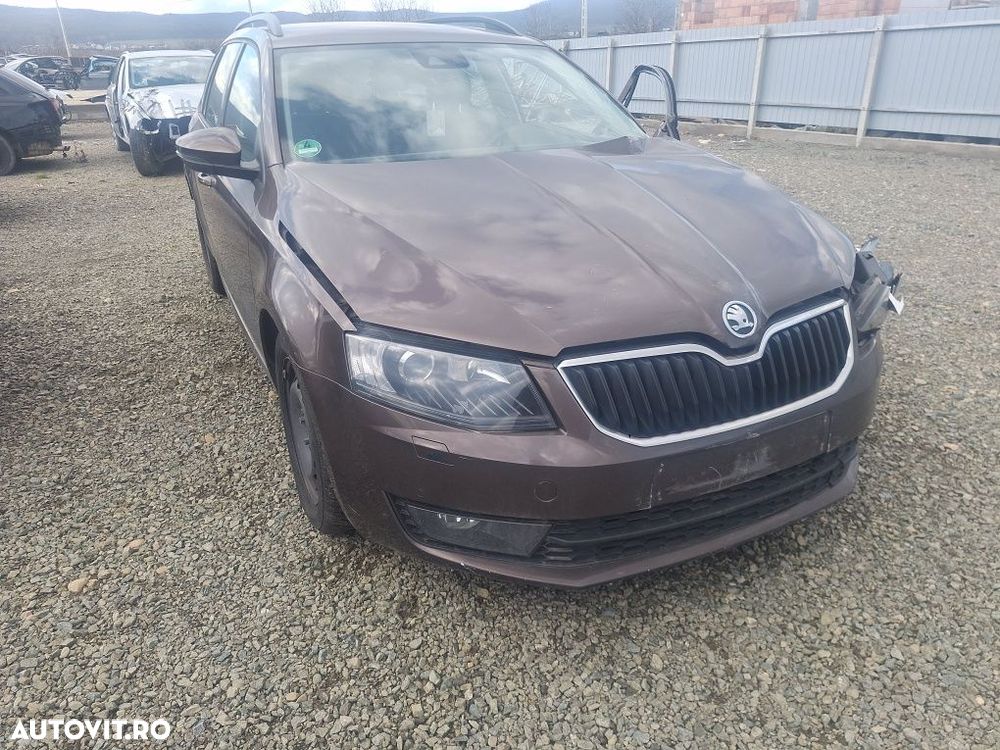 Dezmembrez Skoda Octavia 3 motor 2.0 tdi 150 cp CKFC cutie automata - 2