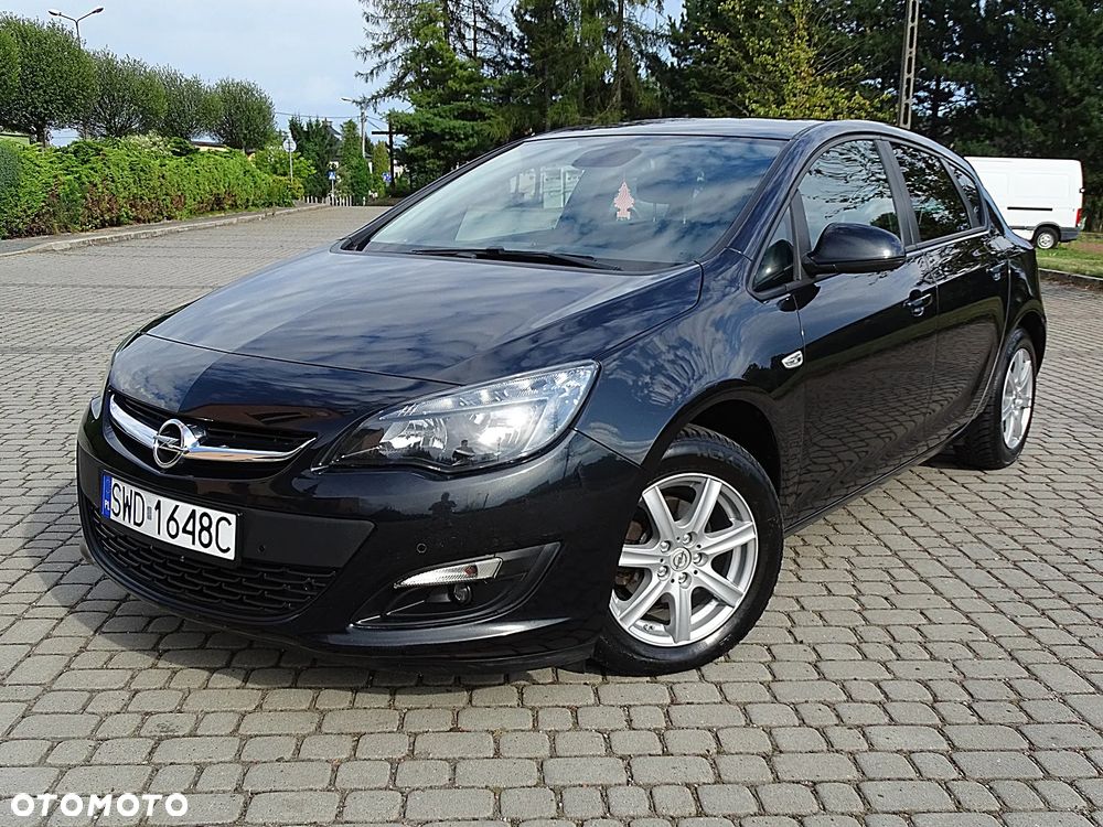 Opel Astra 1.4 T Cosmo EU6 - 18