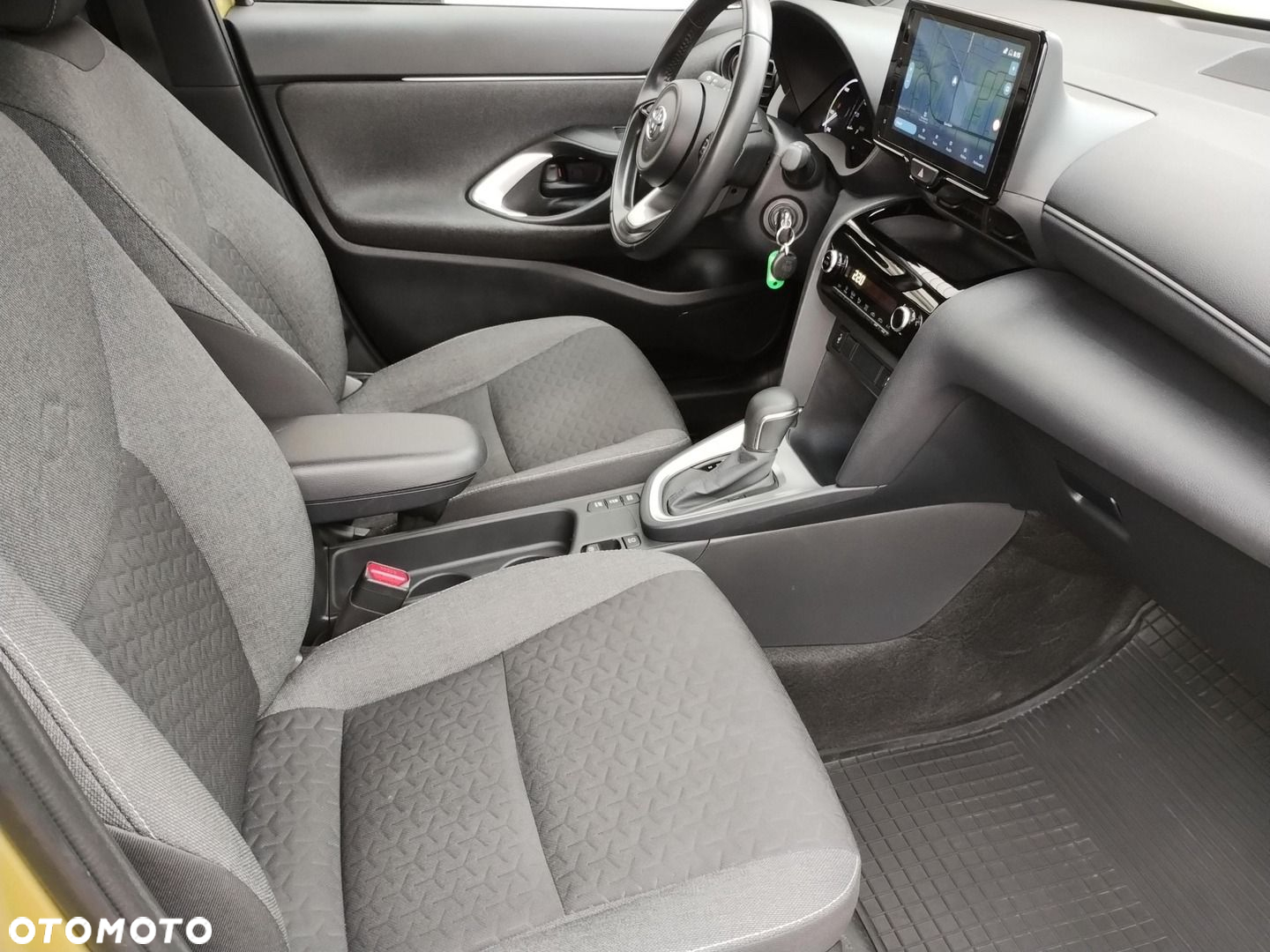 Toyota Yaris Cross - 12