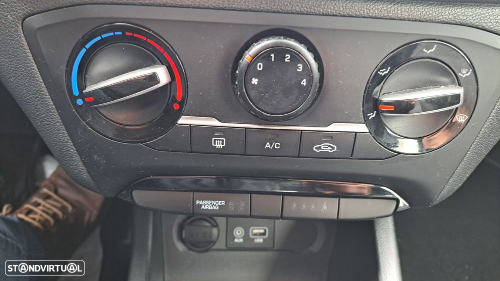 Hyundai i20 1.1 CRDi Access+Bluetooth - 41