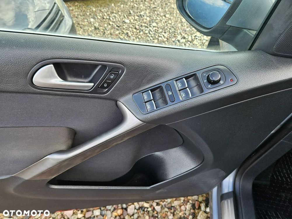Volkswagen Tiguan - 13