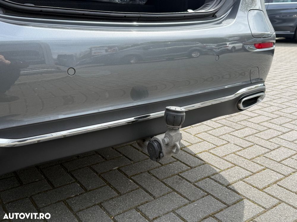 Mercedes-Benz E 220 d 4Matic 9G-TRONIC Avantgarde - 10