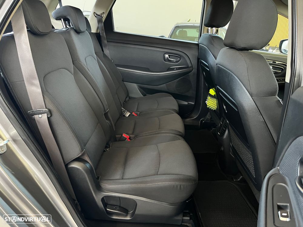 Kia Carens 1.7 CRDi ISG TX Aut. - 7