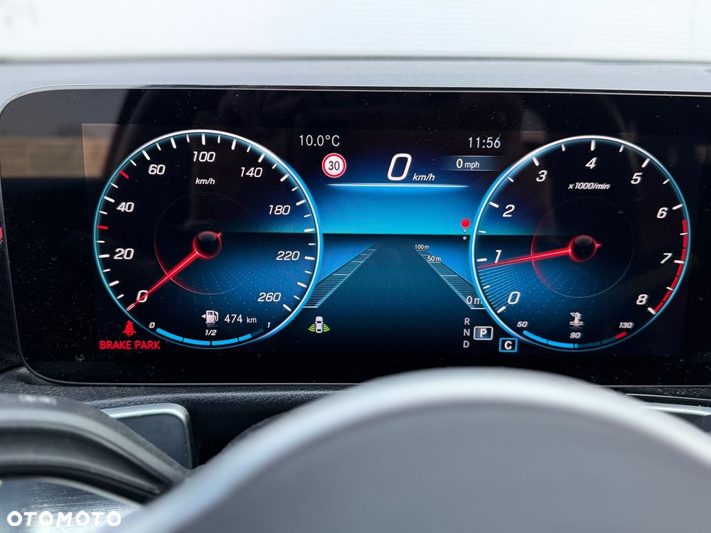 Mercedes-Benz GLB 250 4Matic 8G-DCT AMG Line - 25