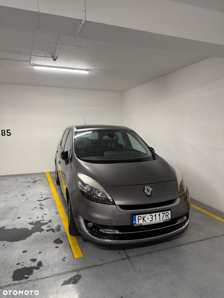 Renault Grand Scenic Gr 2.0 dCi Bose - 27