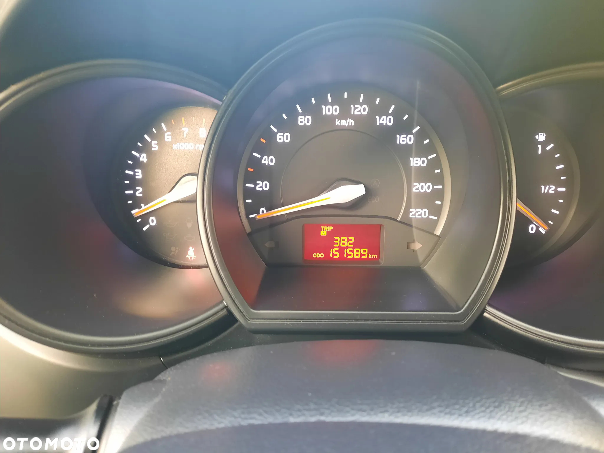 Kia Rio 1.2 Dream Team Edition - 11