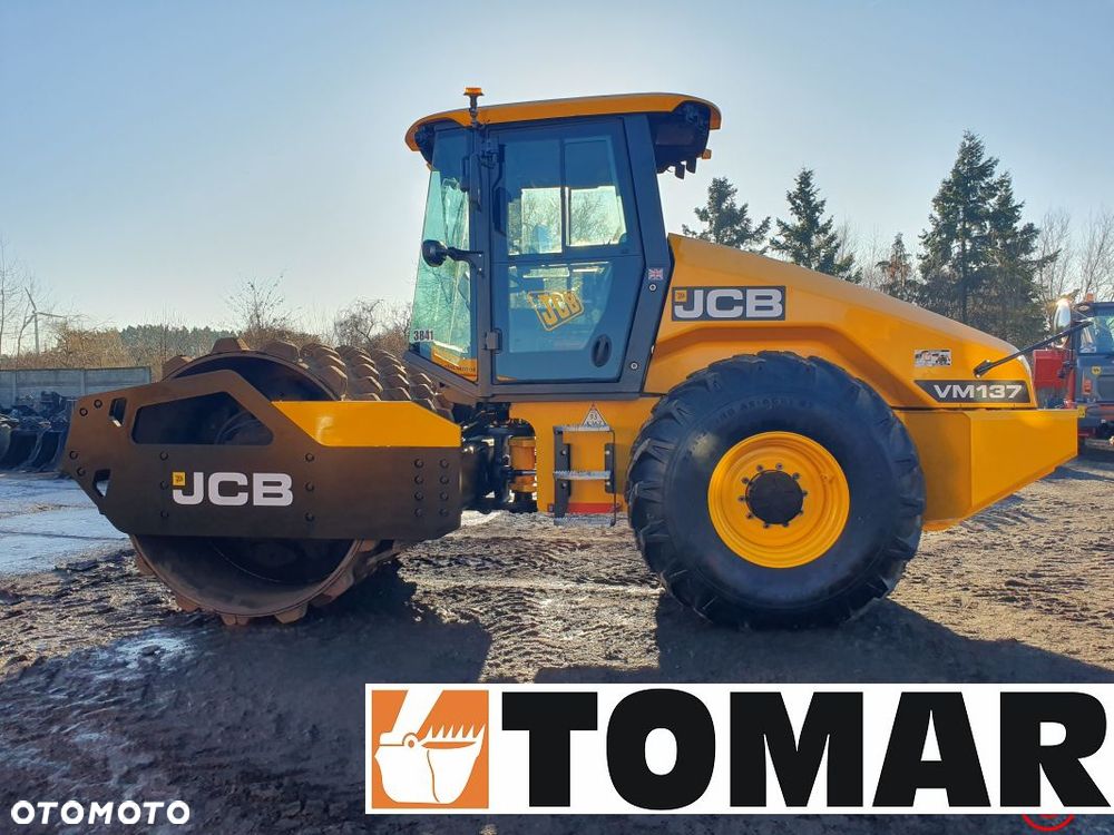 JCB VM137+PŁASZCZ OKOŁKOWANY - 6
