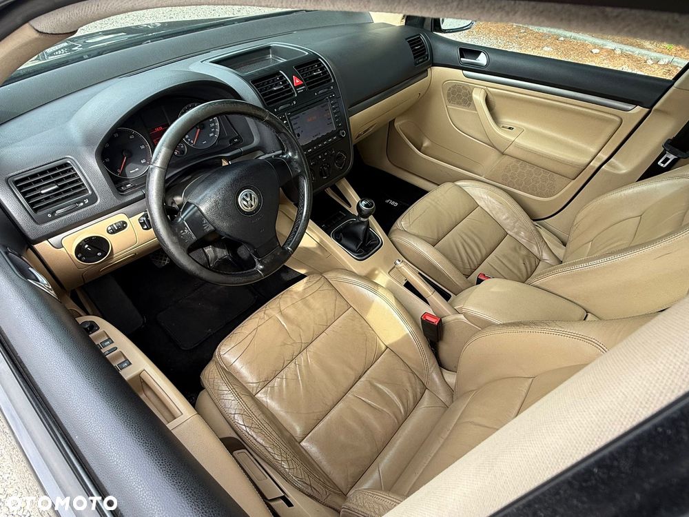 Volkswagen Golf 1.9 TDI Sportline - 12