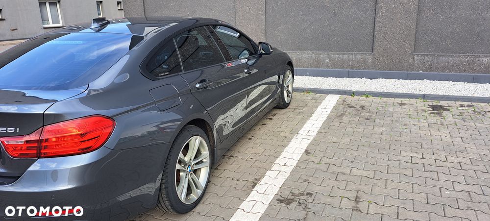 BMW Seria 4 428i xDrive Sport Line - 13