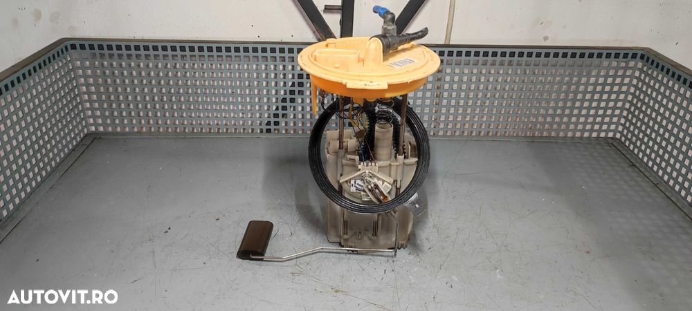 Pompa combustibil volkswagen vw passat b6 break 1.9 BLS cod 3C0919050G - 2