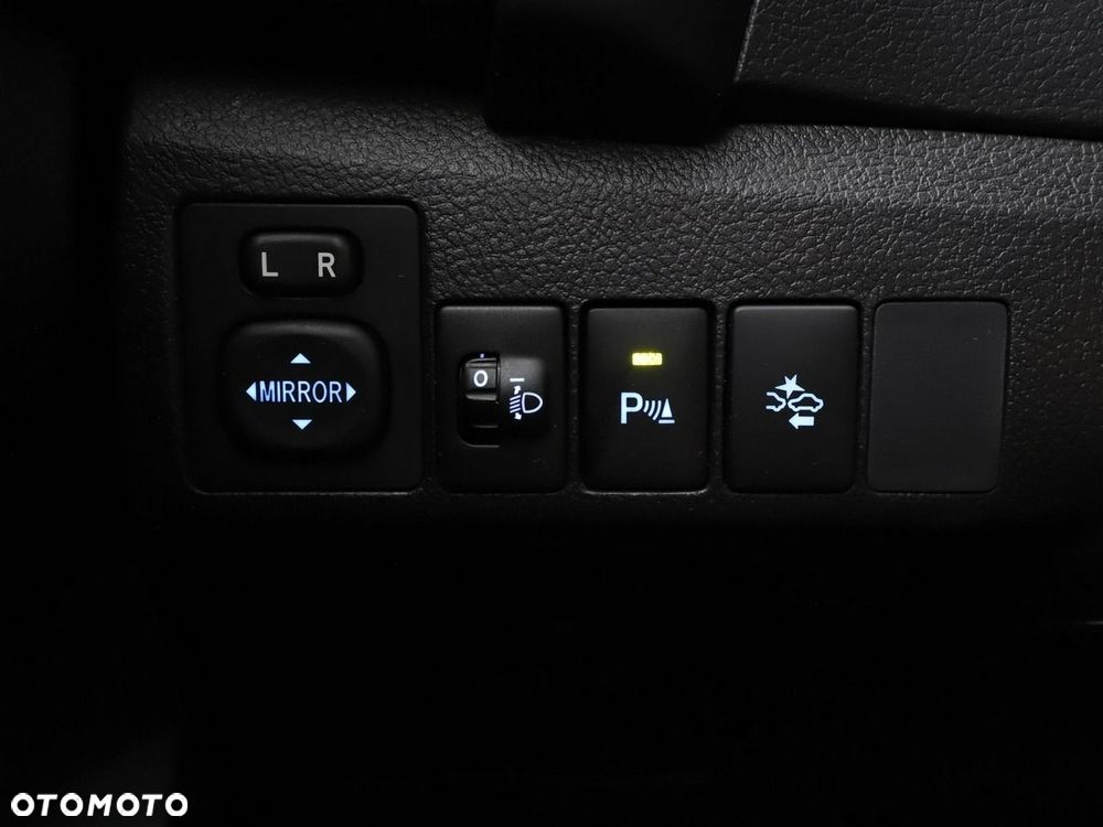 Toyota Auris 1.8 VVT-i Automatik Edition-S - 33