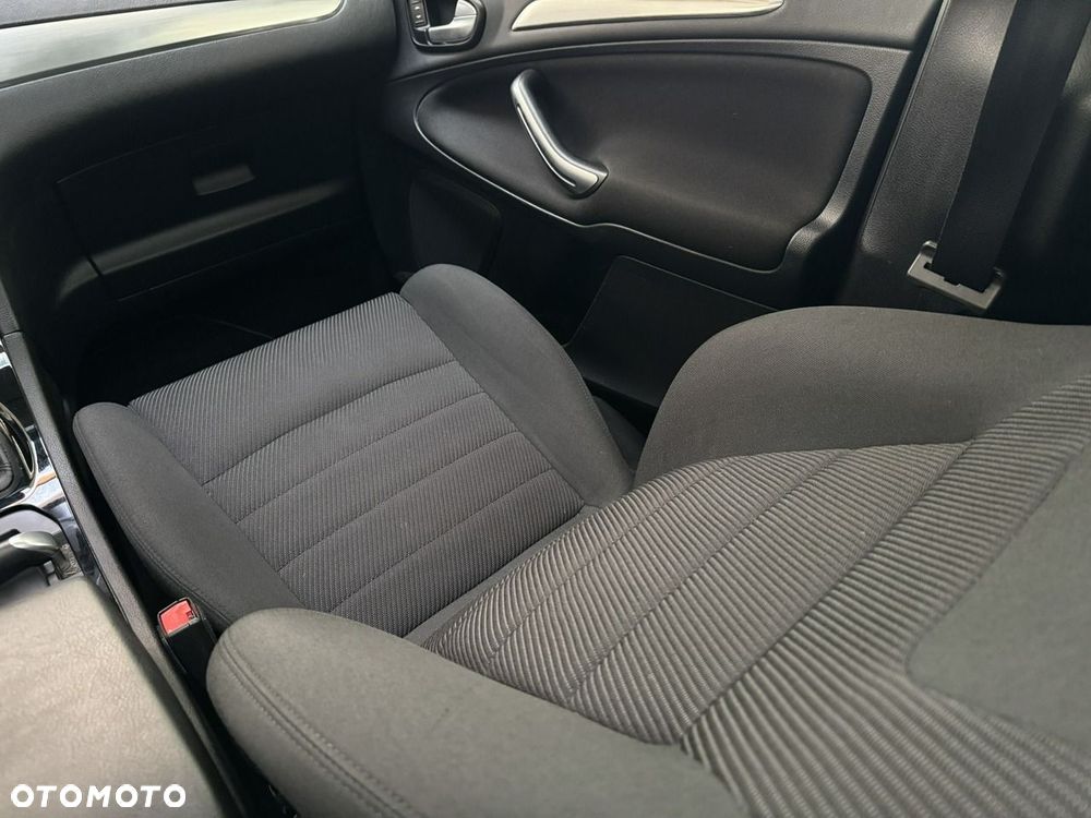 Ford S-Max 2.0 TDCi DPF Titanium - 22