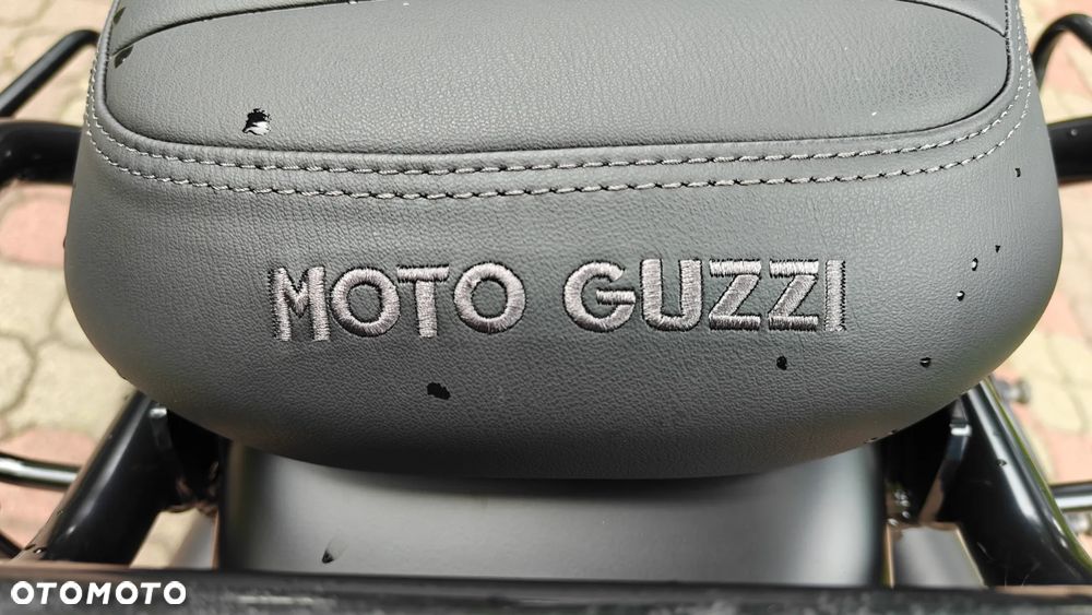 Moto Guzzi V7 - 40