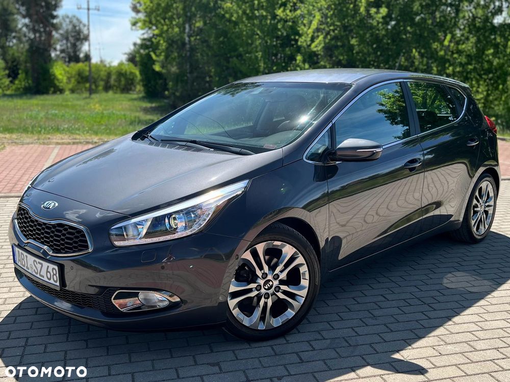 Kia Ceed 1.6 GDI ISG Vision - 18