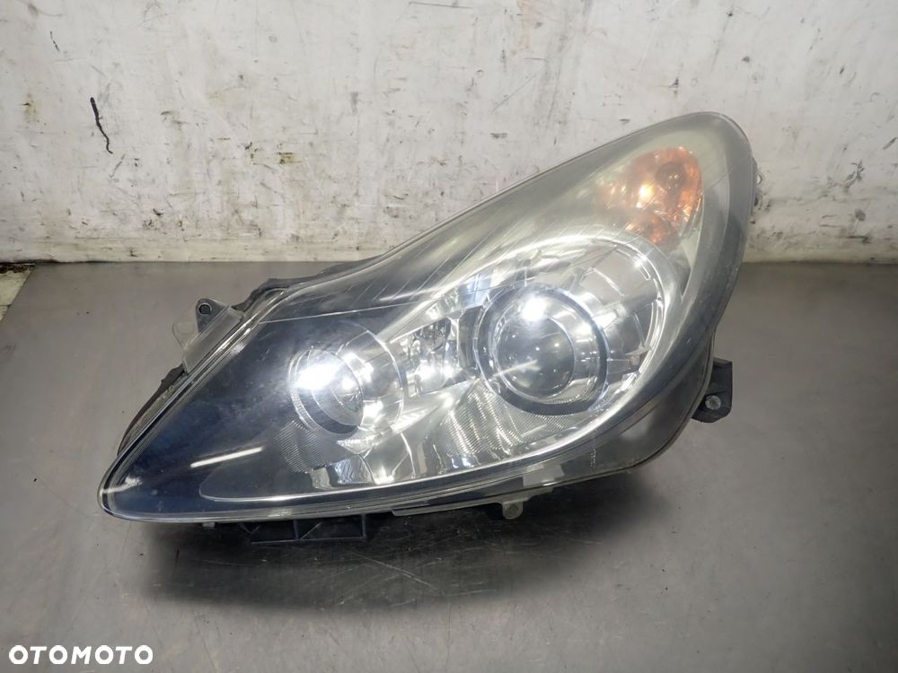 LAMPA LEWA PRZEDNIA OPEL CORSA D 13186385 - 1