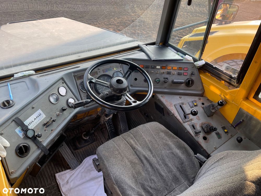 Volvo A25C - 7