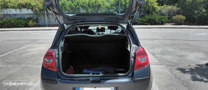 Renault Clio 1.5 dCi Dynamique S - 5