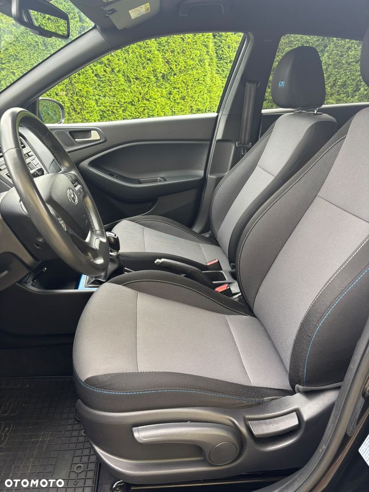 Hyundai i20 1.2 GO - 10