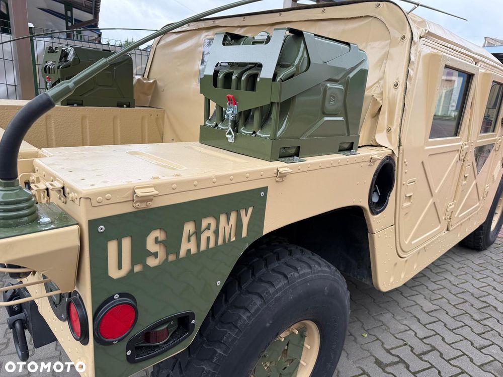 Hummer H1 - 12