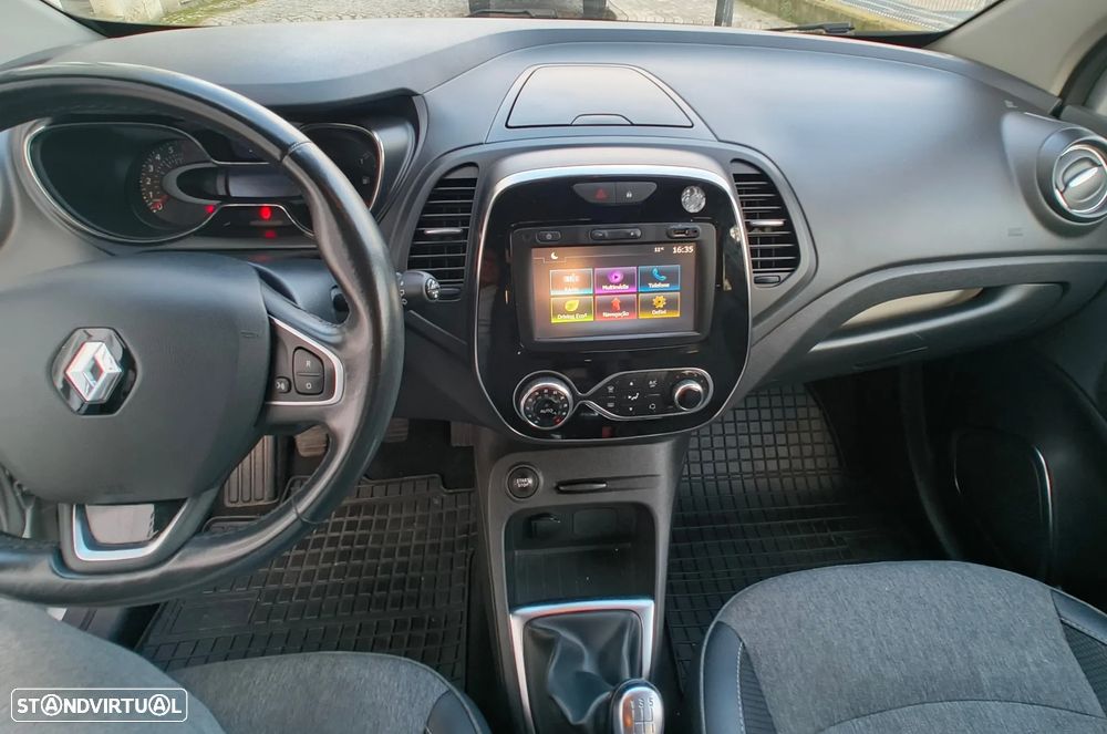 Renault Captur 0.9 TCE Exclusive - 3