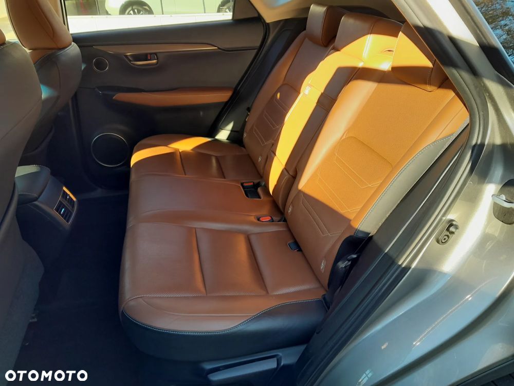 Lexus NX 200t Comfort AWD - 11