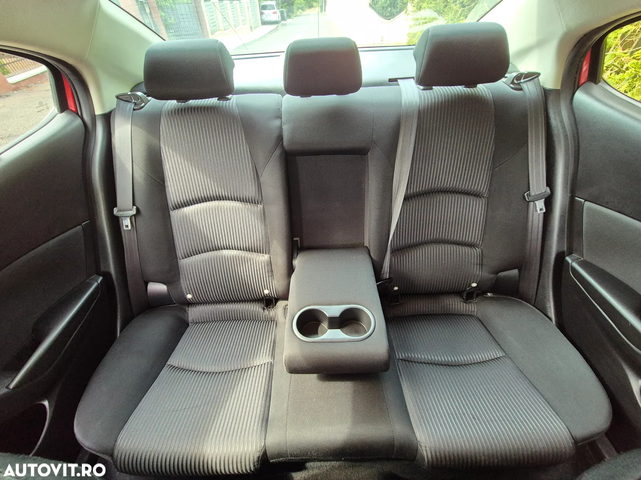 Mazda 3 G120 Attraction - 14