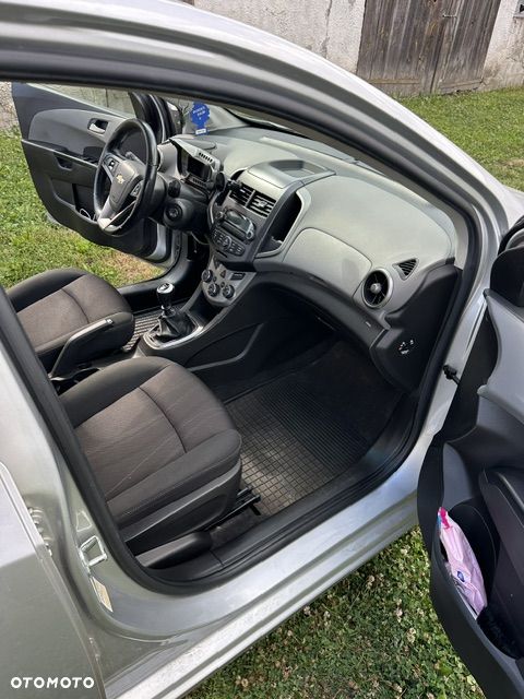 Chevrolet Aveo 1.4 16V LT - 4