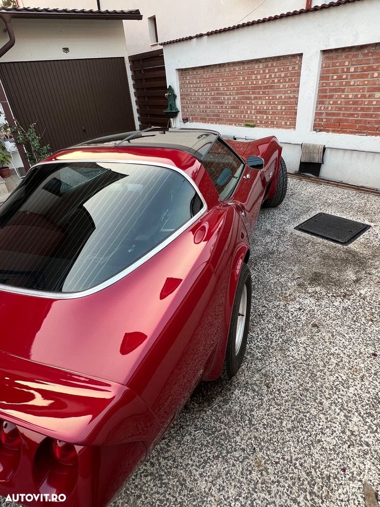 Chevrolet Corvette - 6